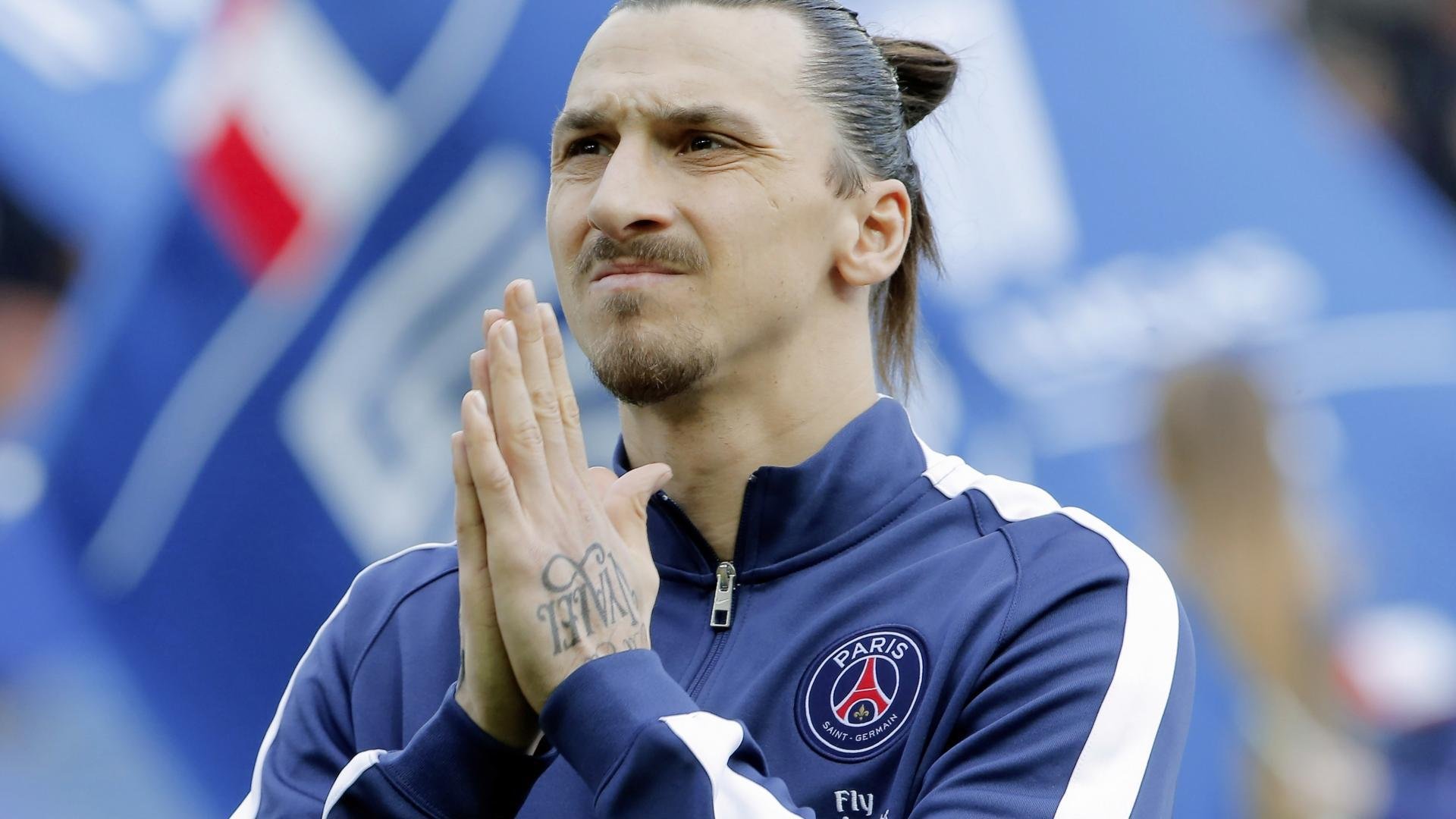 lol投注-跨界史诗！西亚卡姆巅峰对决JackeyLove，80分钟激战快船，关键助攻定生死